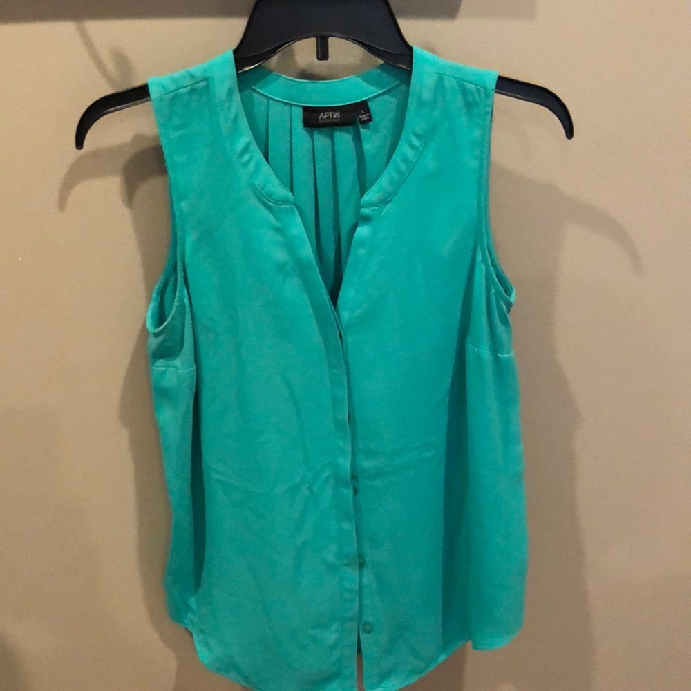 Turquoise top